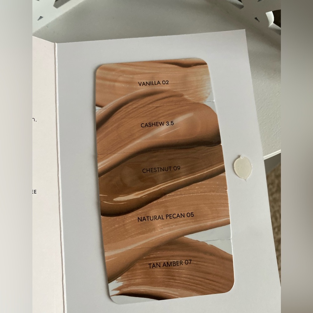 BareMinerals complexion matte tinted moisturizer SAMPLE - Picture 2 of 3